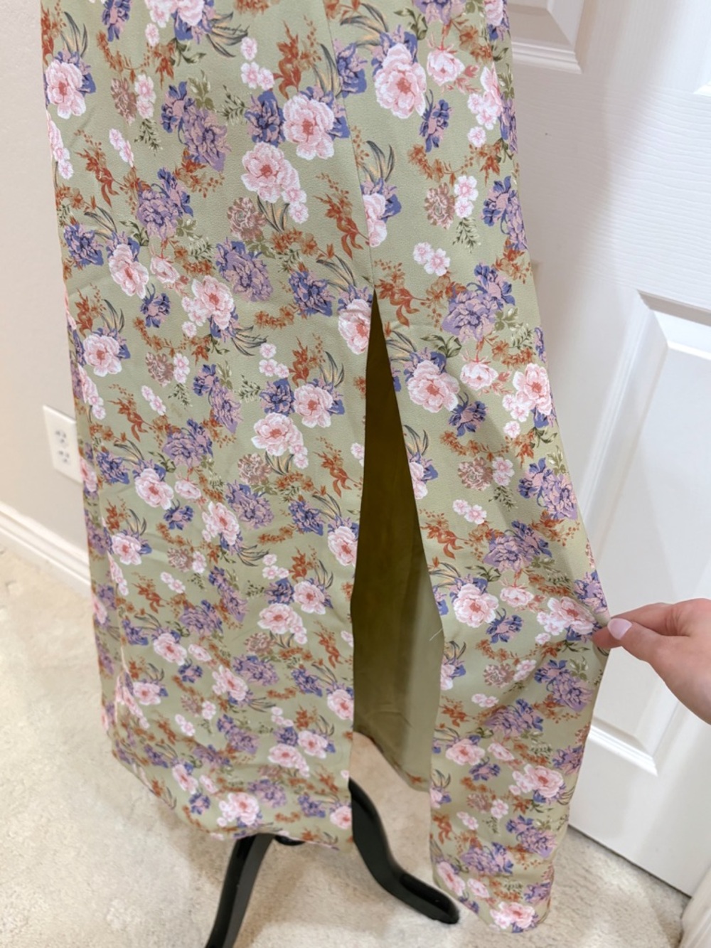 NWOT House of CB Corset Crepe Midi Sundress Peony Print Plus Cup Medium - Picture 8 of 16